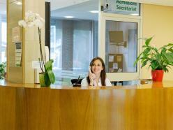 Recrutement - la Polyclinique La Phocanne  Marseille - la Polyclinique griatrique Saint Franois, les Centres de long sjour mdicalis Le Mont d'Azur et Centre Phocen, ainsi que la rsidence retraite Le Mont Aurlien  Nans les Pins dans le Var
